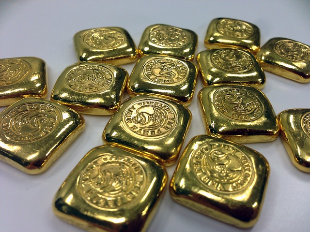 Nach mehreren schwachen Monaten mehren sich die Anzeichen, dass der Goldpreis im August wieder an Stärke gewinnen könnte. Marktbeobachter verweisen dabei auf saisonale Muster, die dem Edelmetall in diesem Monat häufig Rückenwind verleihen. Gleichzeitig bleiben geopolitische Entwicklungen, die Geldpolitik der US-Notenbank und die Inflation die wichtigsten Einflussfaktoren für die weitere Preisentwicklung. Historisch zählt der August [&hellip;]